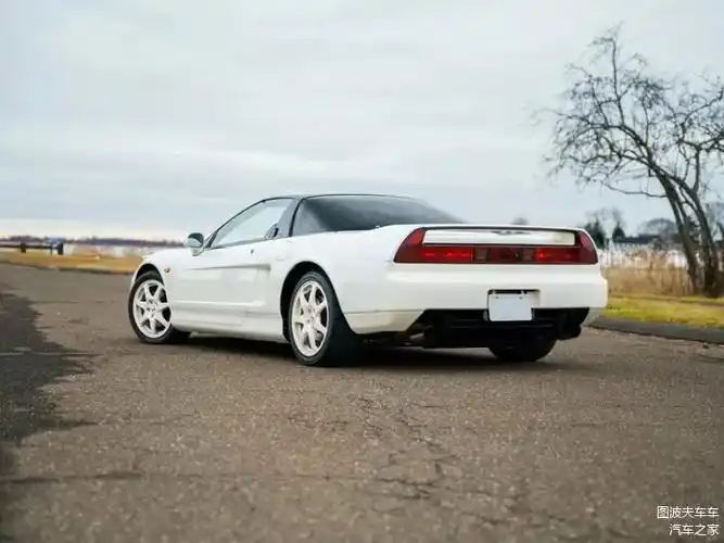 1996年份的本田nsxtyper在美国要价381万元