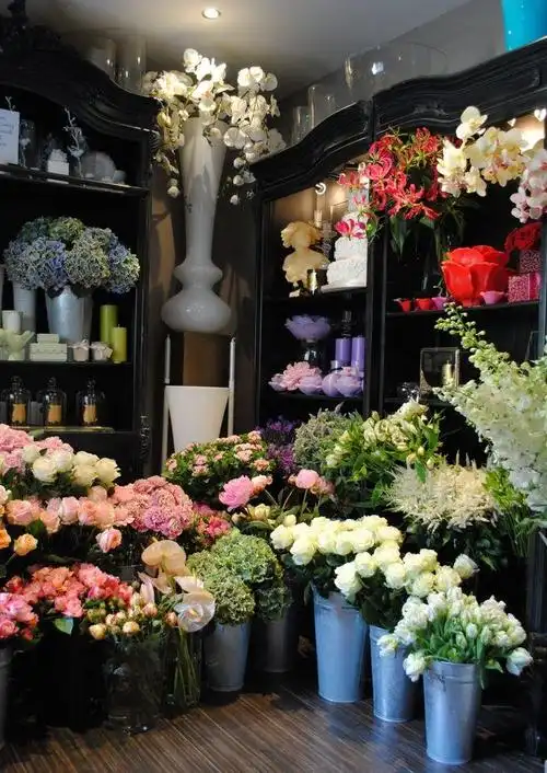 时尚鲜花店装修图大全效果图
