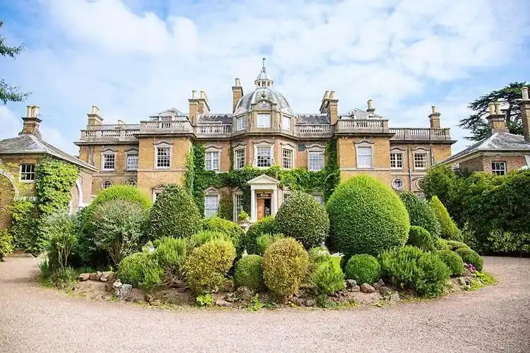 萨里郡汉普顿皇家学校