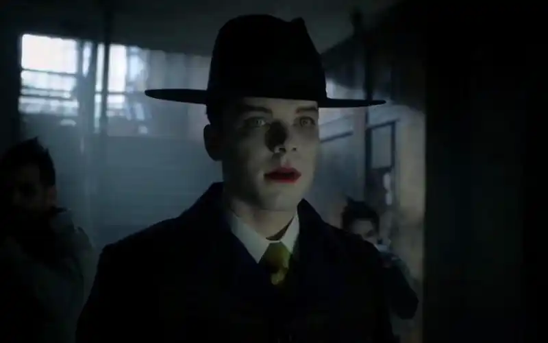 哥谭镇杰罗姆在于疯狂杰罗麦在于优雅