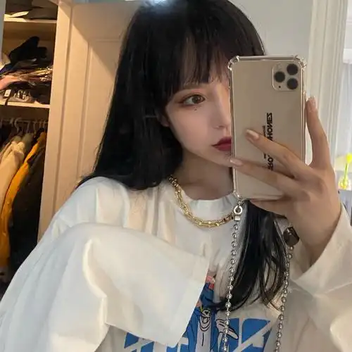 美少女 遮脸 手机控 女生头像 个性 赞 评论 收藏 更多