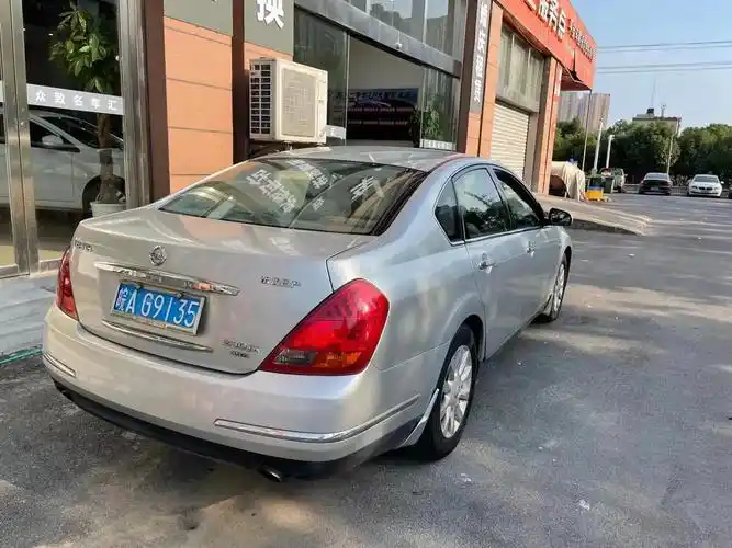 置换小车来一台,06年天籁,一手车,移动大沙发,谁要谁开走