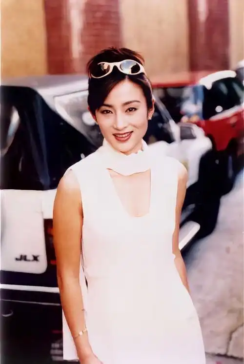 张敏sharlacheung的图片