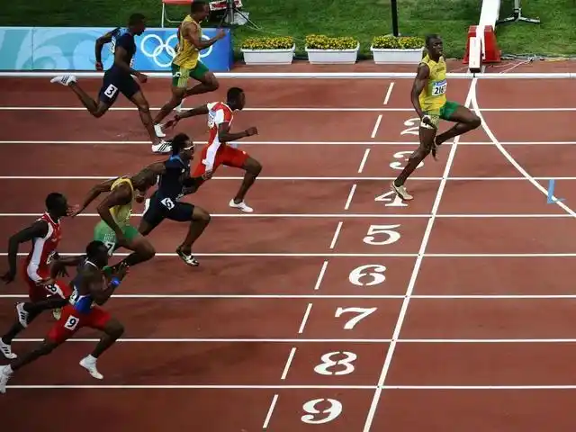 有多少人在100米短跑中跑进10秒