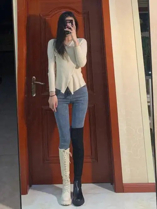 腿长一米八的秘诀那必定是过膝靴75