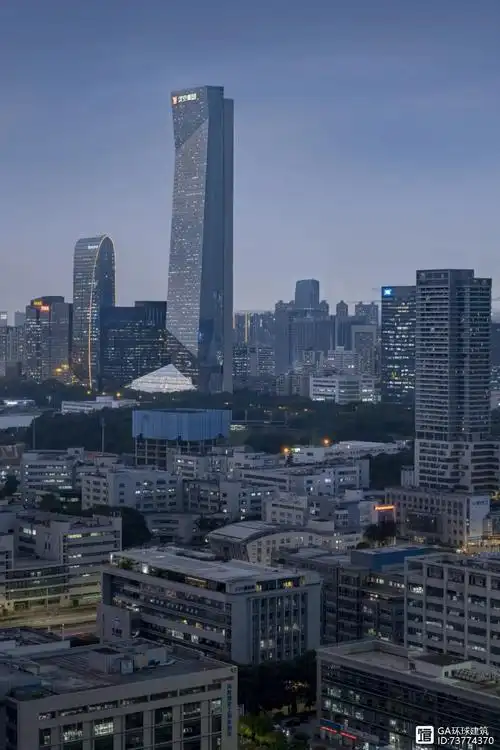 深圳汉京中心一座不对称的超高层摩天大楼