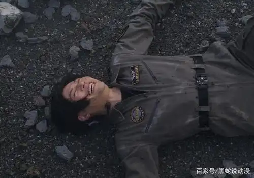 泽塔奥特曼:伽古拉演员青柳汇总9种形象 从愉悦反派变怪兽吉普车