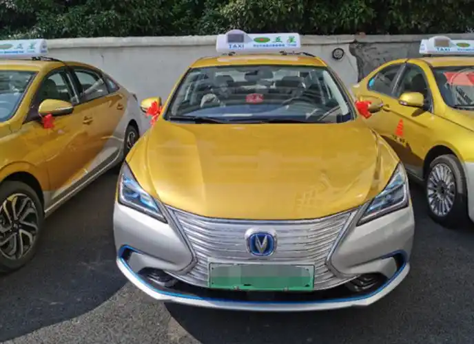 五星公司多款新款出租车诚招代租,期待你来加入!