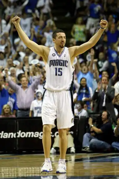 街球王神勇皇帝痛失绝杀 魔术加时胜3-1抢到赛点