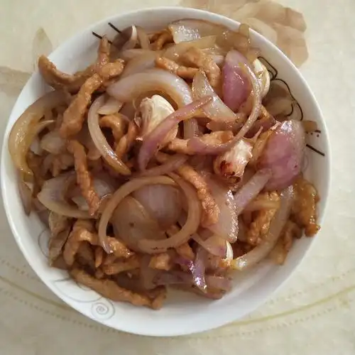 洋葱肉丝