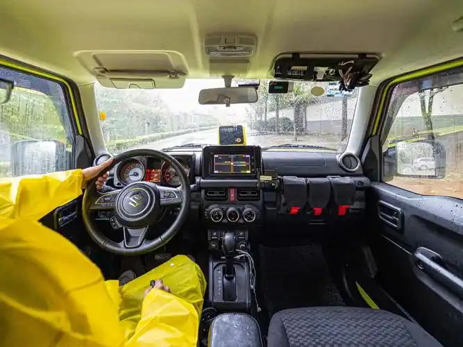 改装铃木吉姆尼中控台方案