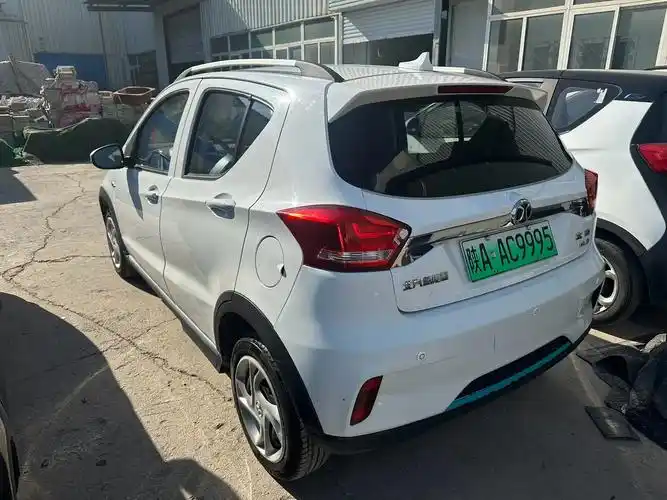 准19年北汽ec3续航300公里,宁德时代电池,快慢充,四万 - 抖音