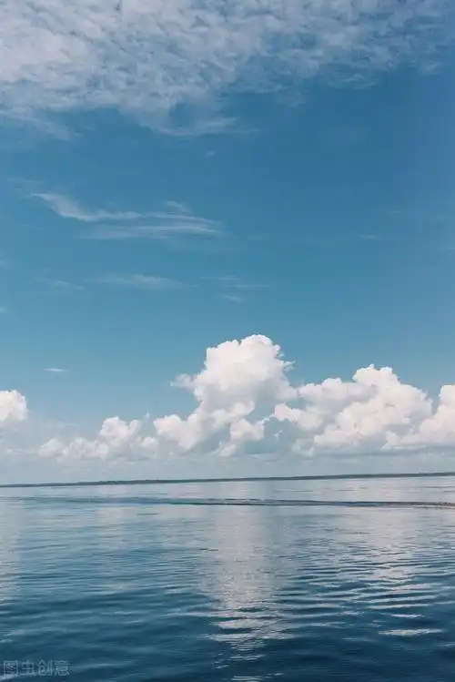 描写天空的唯美句子四排