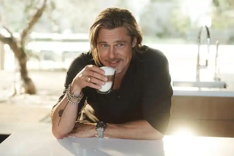 brad pitt专楼(史密斯寸头97yyds)