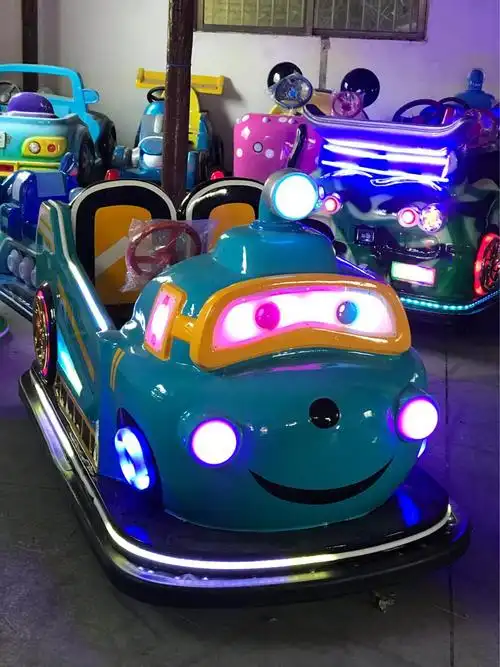 游乐场儿童电动车可坐大人2022新款发光游乐车摆摊出租亲子双人广场