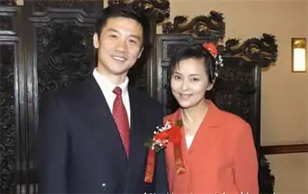 "最美琼女郎"何音低调再婚 8岁儿子随其生活