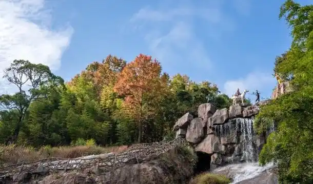 2024龙川嶅山溪谷风景区介绍门票地址
