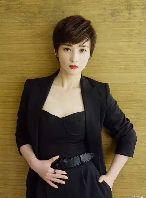 优质女演员蒋勤勤,女人就要活成自己最美的样子!_陈建斌_活动_角色