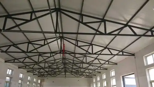 耐腐蚀,耐老化,使用寿命长  彩钢压瓦机材料本身具有较强的耐腐蚀特性