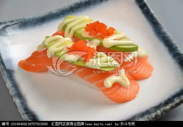牛油果三文鱼寿司 (2)