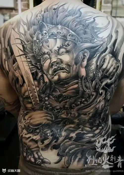大黑天_背部新传统纹身图案大全 - 纹身大咖