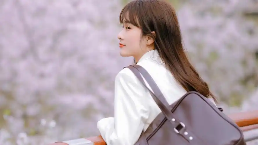 治愈系美女制服写真桌面壁纸壁纸5