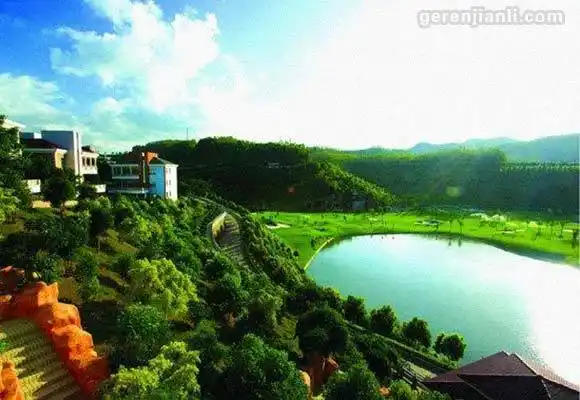 雁鸣湖旅游度假村简介