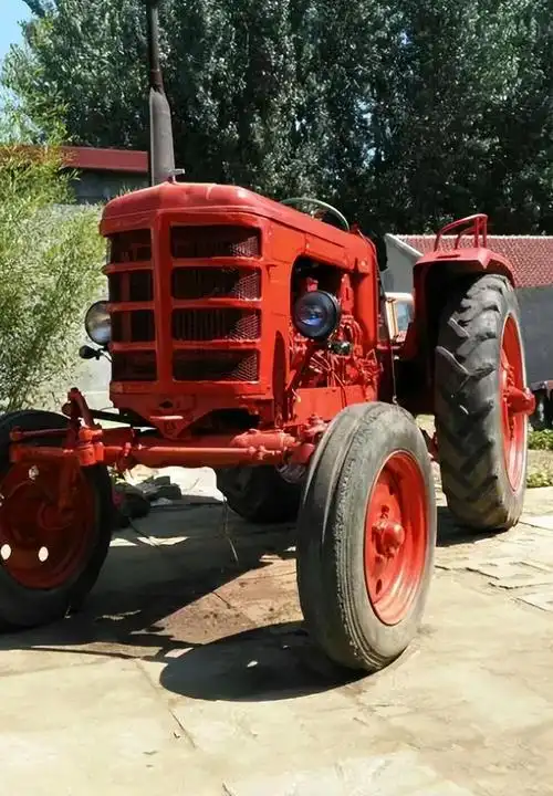 有一款家喻户晓的拖拉机,那就是由天津拖拉机厂生产的天津铁牛55,它以