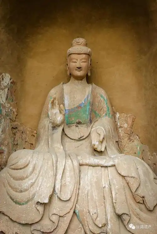 绝壁上的璀璨佛国!麦积山彩塑最全攻略