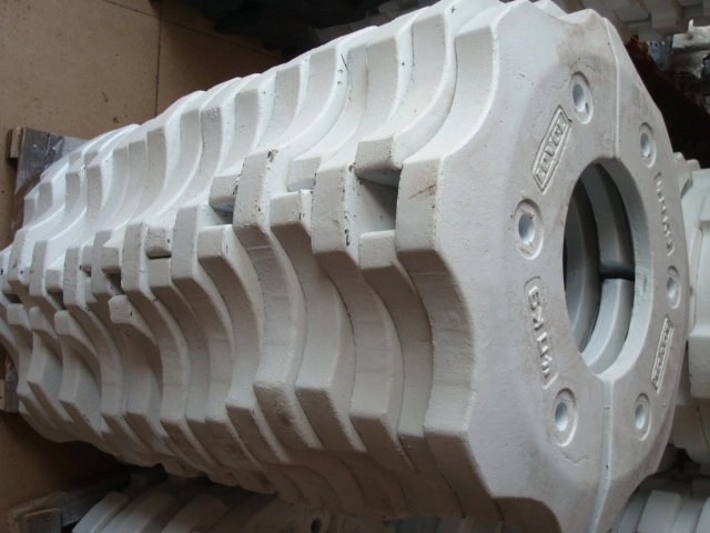 福田雷沃欧豹拖拉机配重铁