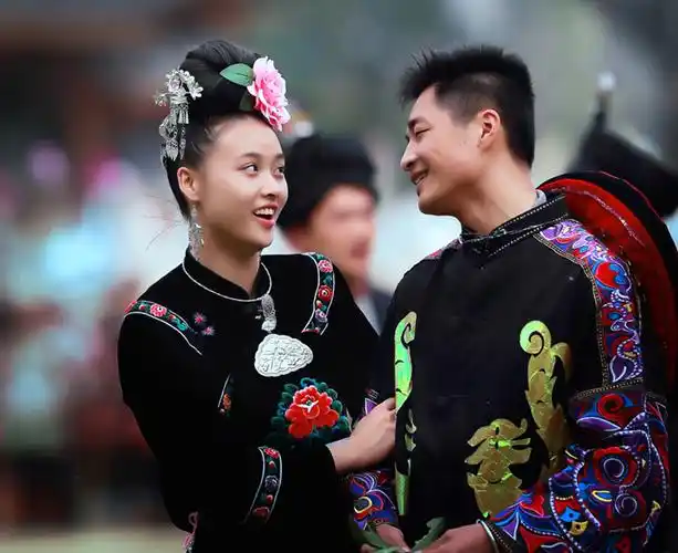 阿哥阿妹情意长