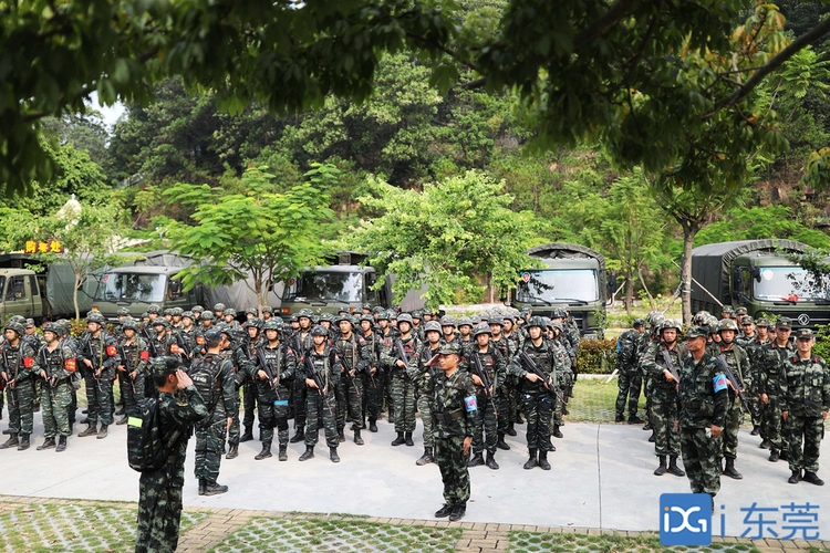 武警广东总队东莞片区开展魔鬼周极限训练
