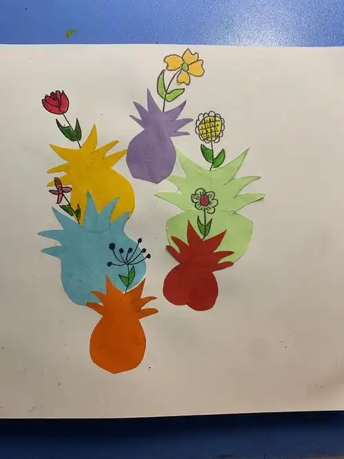 焦作市山阳区焦东路小学二年级美术《重重叠叠》作业展