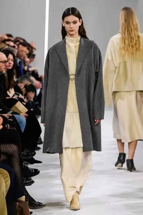 秀场趋势202021秋冬成熟女装t台精选贴心舒适