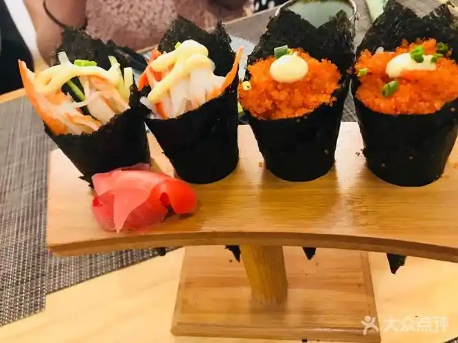 千富山日料店三文鱼籽手卷图片 - 第130张