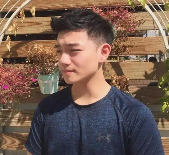 9款大脸圆脸适合发型男,剪了清爽干净利索!