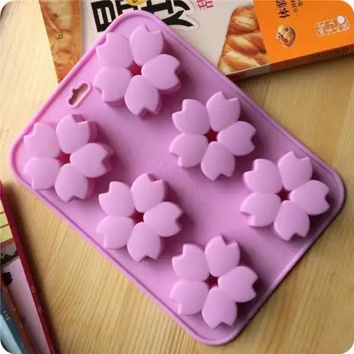 宝宝蒸糕模具米糕辅食模具发糕模可蒸耐高温卡通模具硅胶家用工具