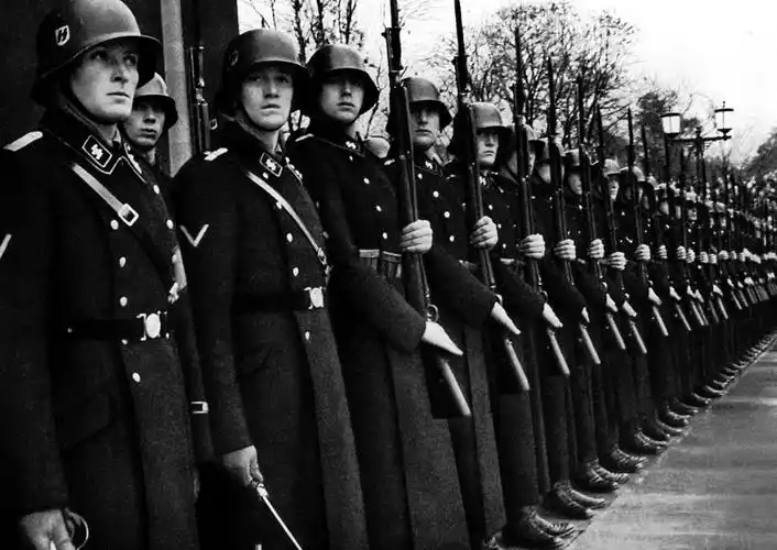 闲聊纳粹德国军服