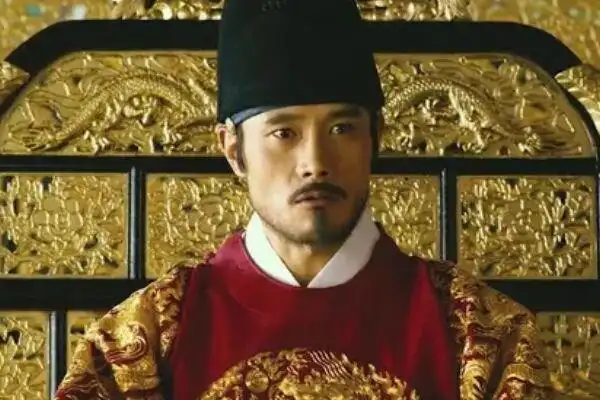 朝鲜王朝最臭名昭著的暴君,他死后被剥夺国王身份尚能理解,但光海君被