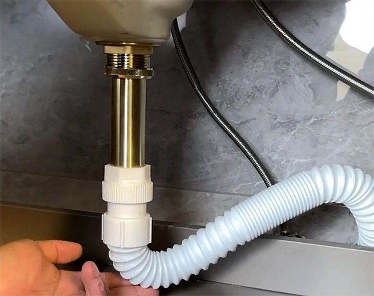 做墙排下水,很多人洗脸盆下水管都做错了