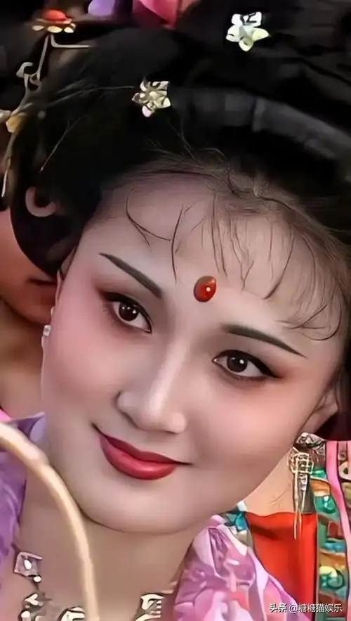 林芳兵版杨贵妃气质高贵太好看了