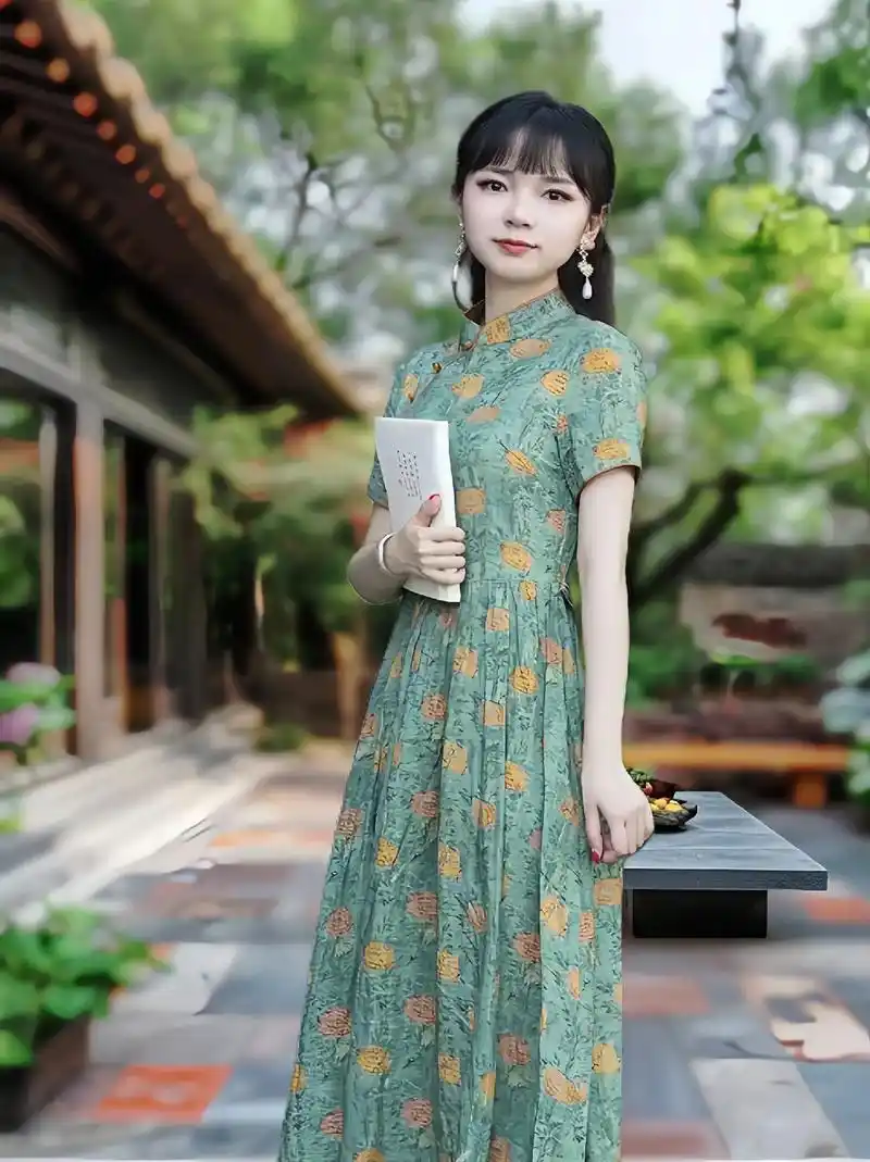 棉麻连衣裙:夏日里的诗意与优雅