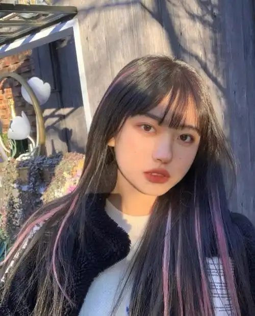 挑染几缕头发的图片_小红书