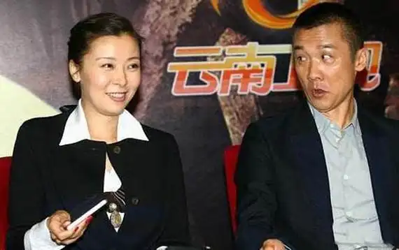 演员黄志忠现任老婆是谁曝光 柯蓝个人资料背景介绍