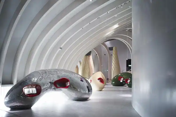 法国波尔多葡萄酒博物馆 / xtu architects, julien lanoo