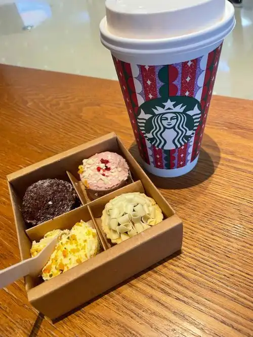 星巴克下午甜点