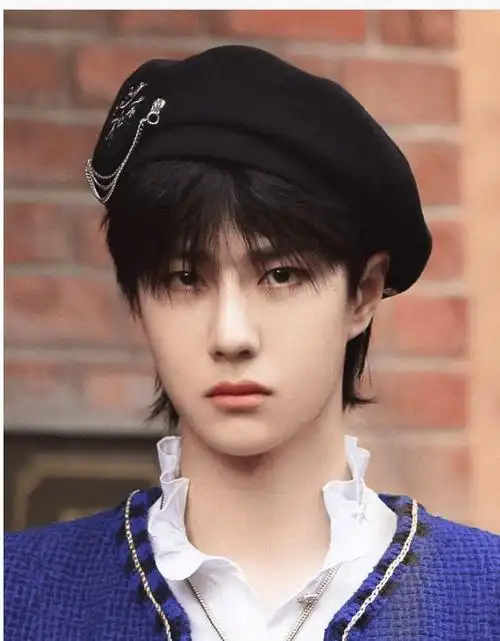 王一博短发重现,百变造型成看点,品牌大佬在线为其打榜