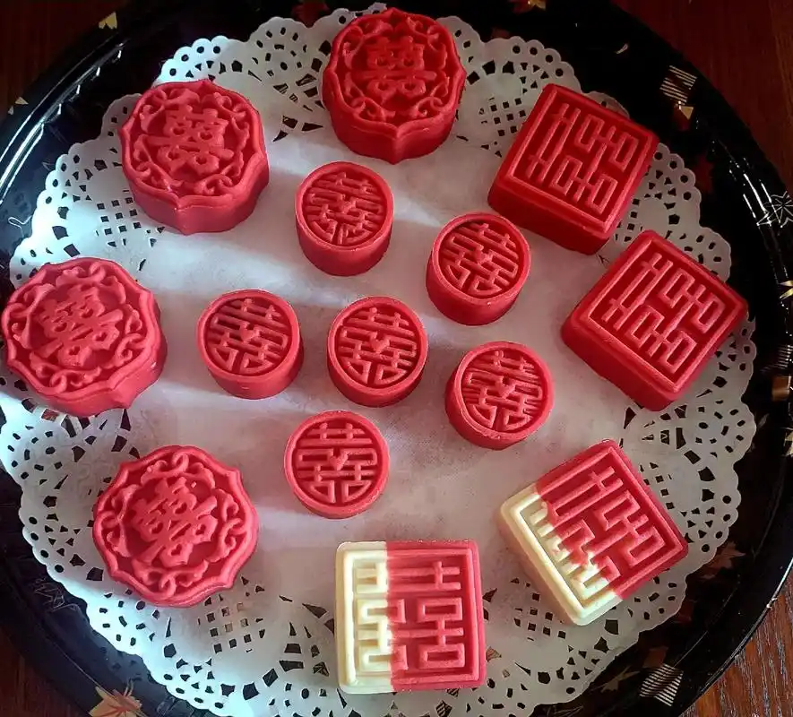 【家有喜事 喜糕喜点呈上7815客订结婚摆台喜糕 - 抖音