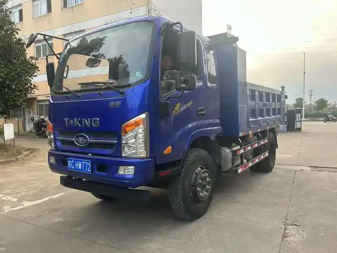 新到2020年1月,唐骏小蓝牌自卸车,140马力,轮胎825 - 抖音