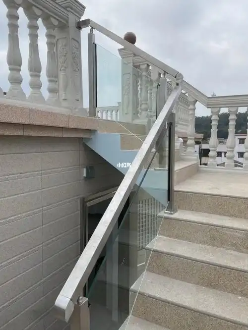 不锈钢玻璃扶手
